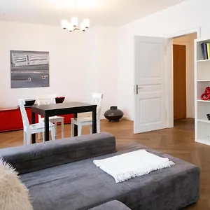Spalenring 10 Apartment